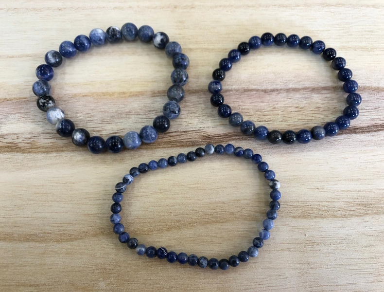 Pulsera Sodalita oscura bola
